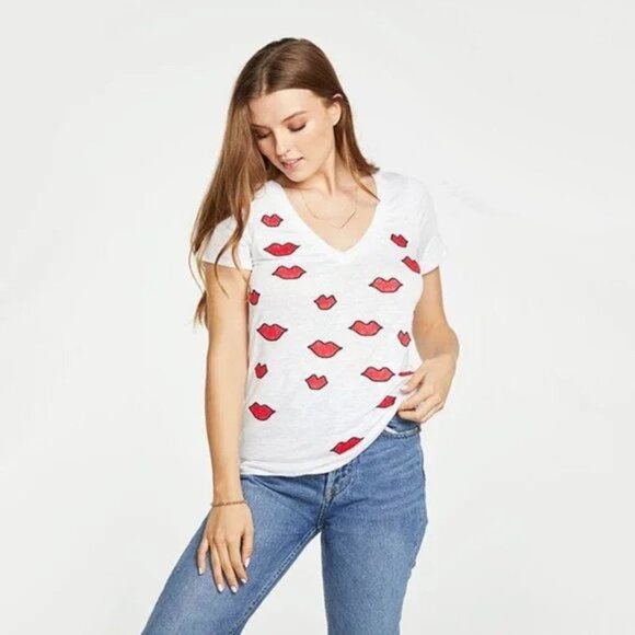 Chaser Tops - NWT Chaser white & red lips linen V-neck t-shirt, M